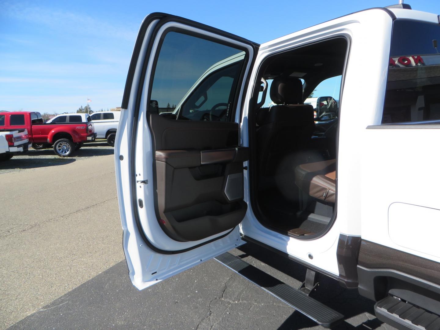 2024 White /BROWN Ford F-250 SD King Ranch Crew Cab 4WD (1FT8W2BM0RE) with an 6.7 HI OUTPUT POWER STROKE engine, 10-SPEED AUTO TORQSHIFT transmission, located at 2630 Grass Valley Highway, Auburn, CA, 95603, (530) 508-5100, 38.937893, -121.095482 - New 24 King Ranch featuring a BDS 3" radius arm suspension system, Fox 2.5 Performance Elite series shocks, Fox ATS steering stabilizer, 37" Nitto Ridge Grappler tires, 18" Method MR315 wheels, 2wd front bumper valance, B&W Tow and Stow hitch, and a Bolt Lock. - Photo#48